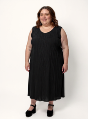 Jaya Pleated Dress | Black