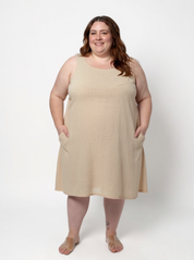 Hemp Short Dress with Back Embroidered Lace Detail