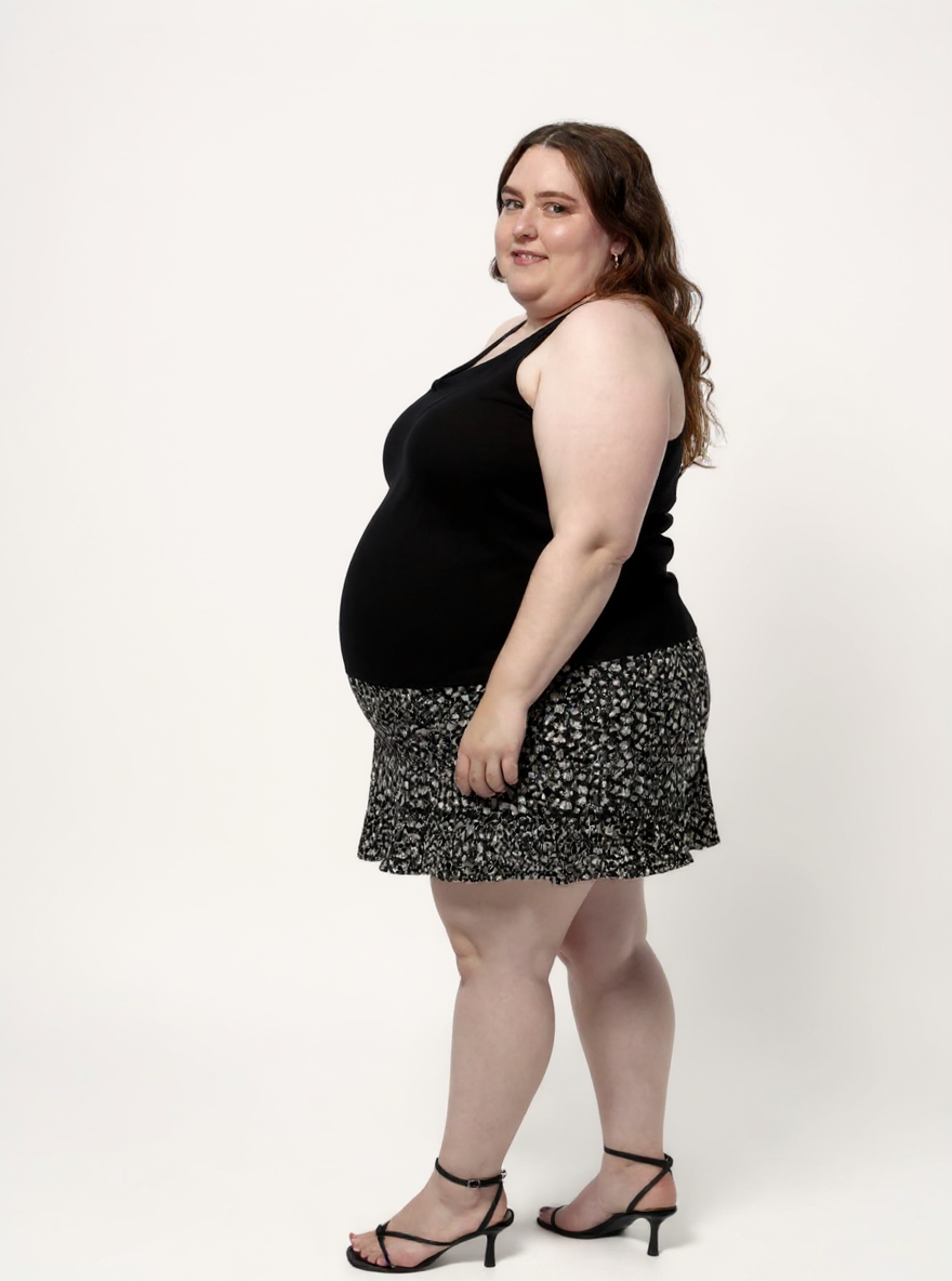 Drawstring Short Skirt | Black Floral