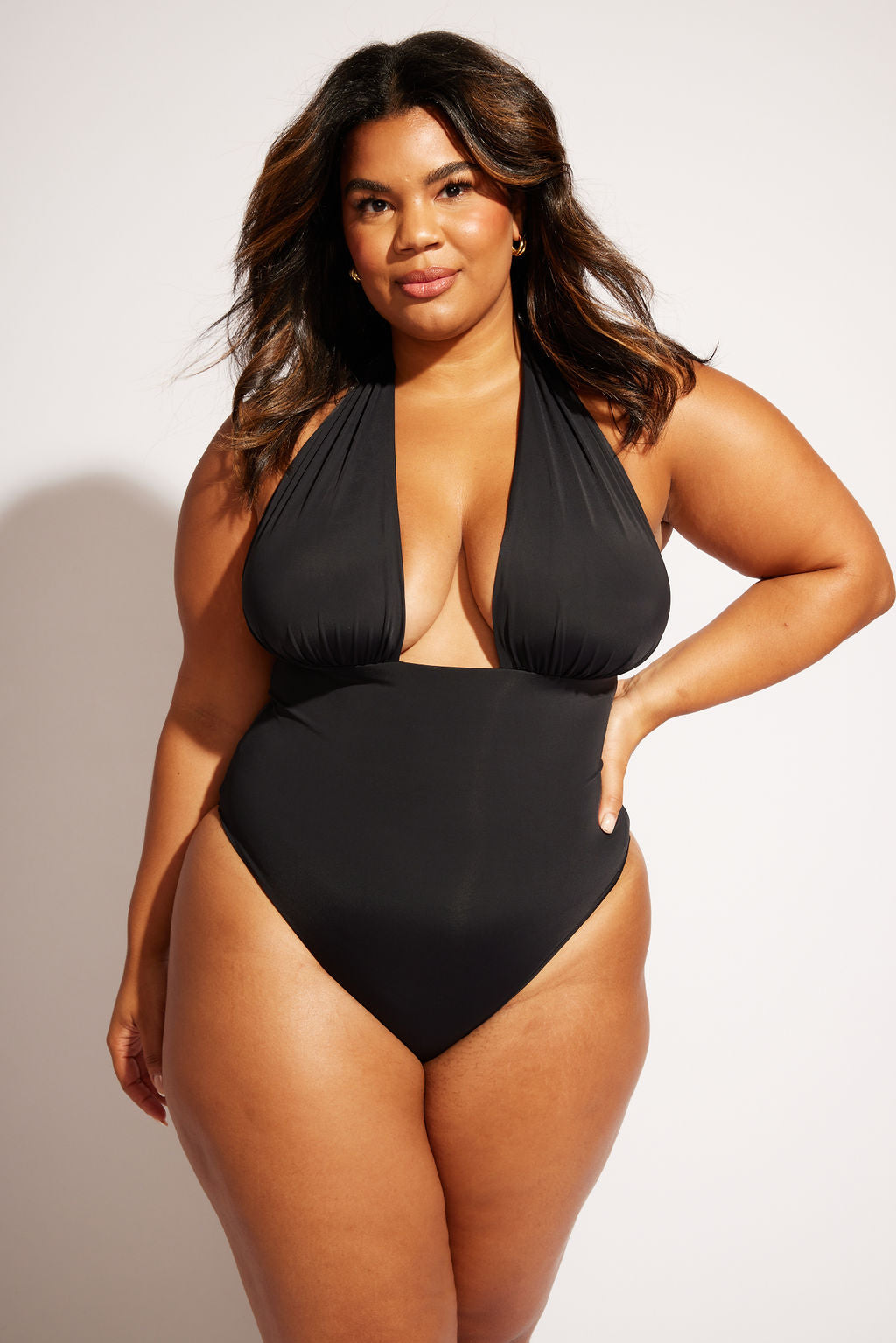 Isle One Piece | Black